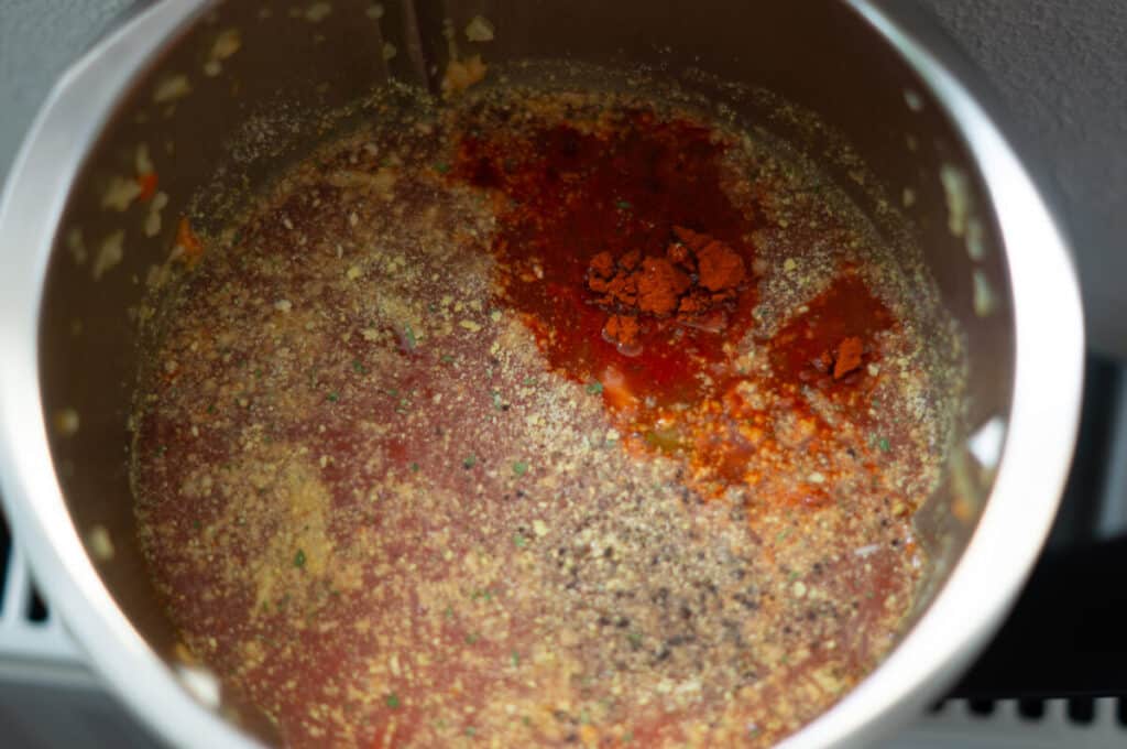 Djuvec-Reis Thermomix®: One-Pot mit Debreziner in 30 Min 6 alle zutaten im thermomix kochen
