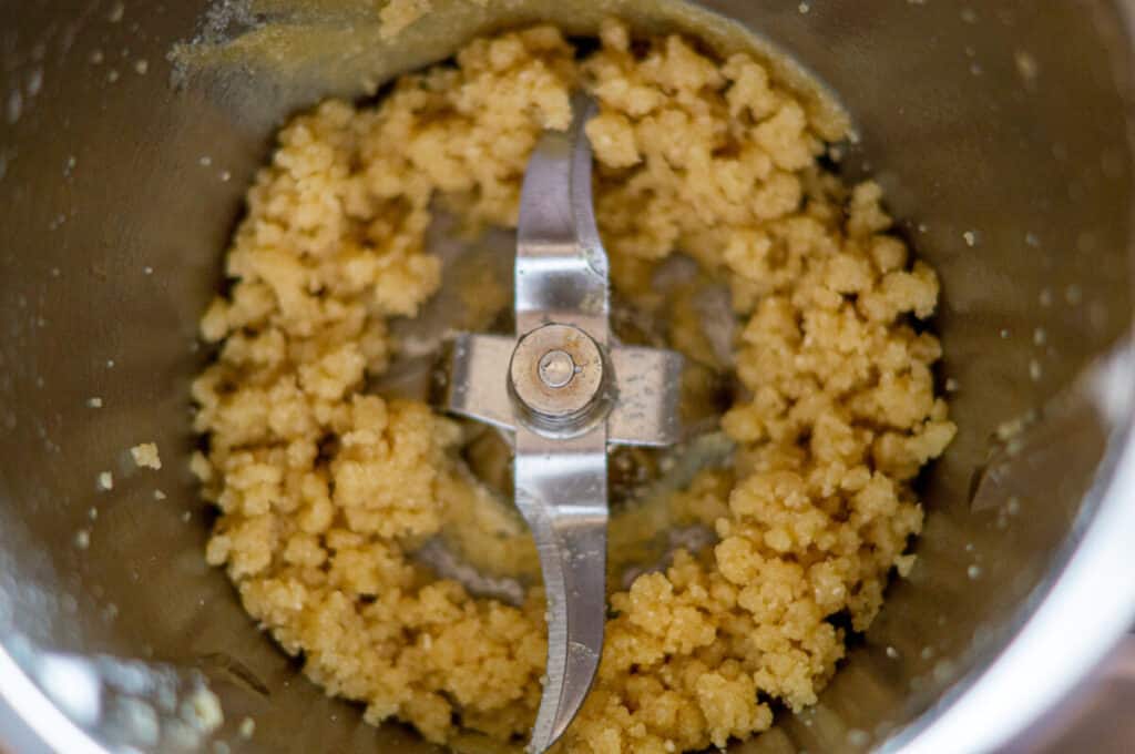Marzipan Thermomix®: 5 Zutaten, 10 Min, 4 Varianten 26 mandeln mahlen