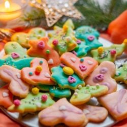 Bunte Weihnachts-Butterplätzchen aus dem Thermomix®