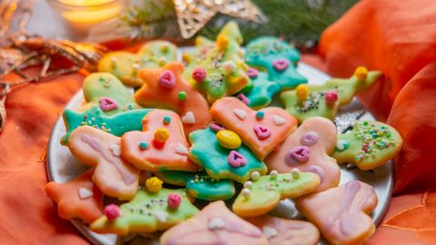 Bunte Weihnachts-Butterplätzchen aus dem Thermomix®