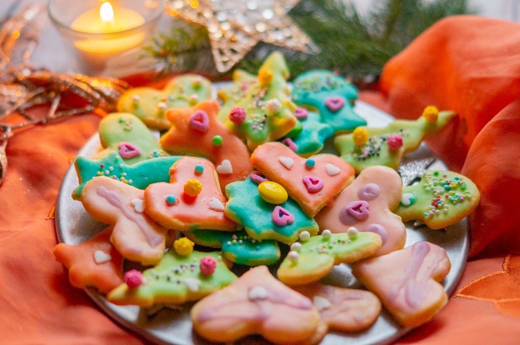 Bunte Weihnachts-Butterplätzchen aus dem Thermomix® • will-mixen.de