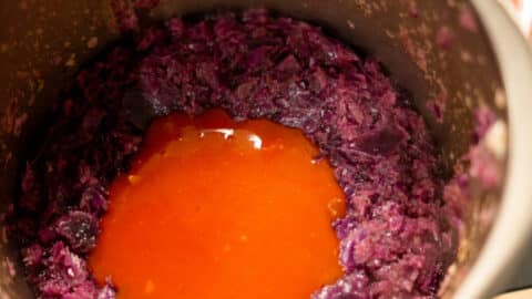 Marmelade und Apfelrotkohl im Mixtopf