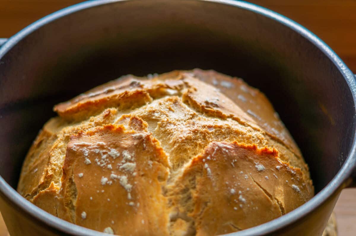 Französisches Brot im Bräter aus dem Thermomix®
