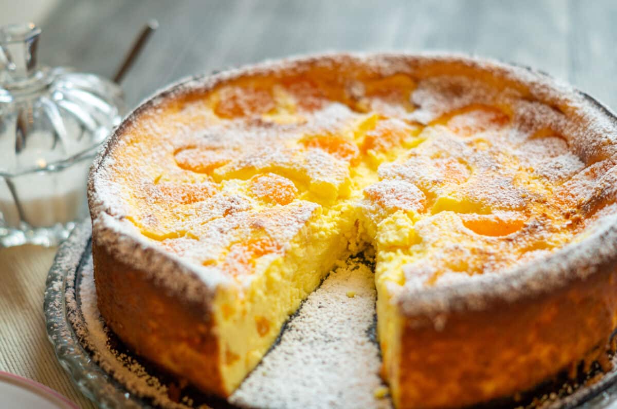 Thermomix Käsekuchen (ohne Boden) - Schnell &amp; Einfach - Planet Plate