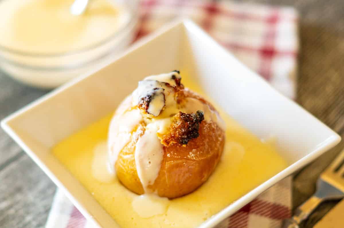 Äpfel im Thermomix® · Saison plus 61 Rezepte 20 Weihnachts-Bratapfel aus dem Thermomix®