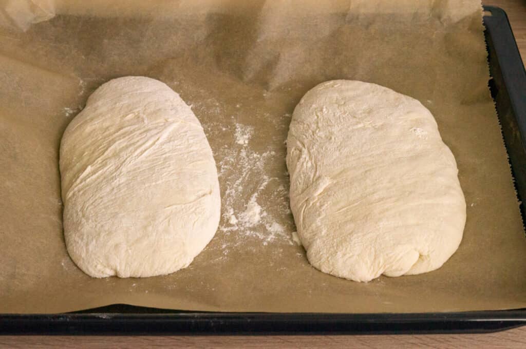 Ciabatta aus dem Thermomix® 9 brotlaib formen gehen lassen
