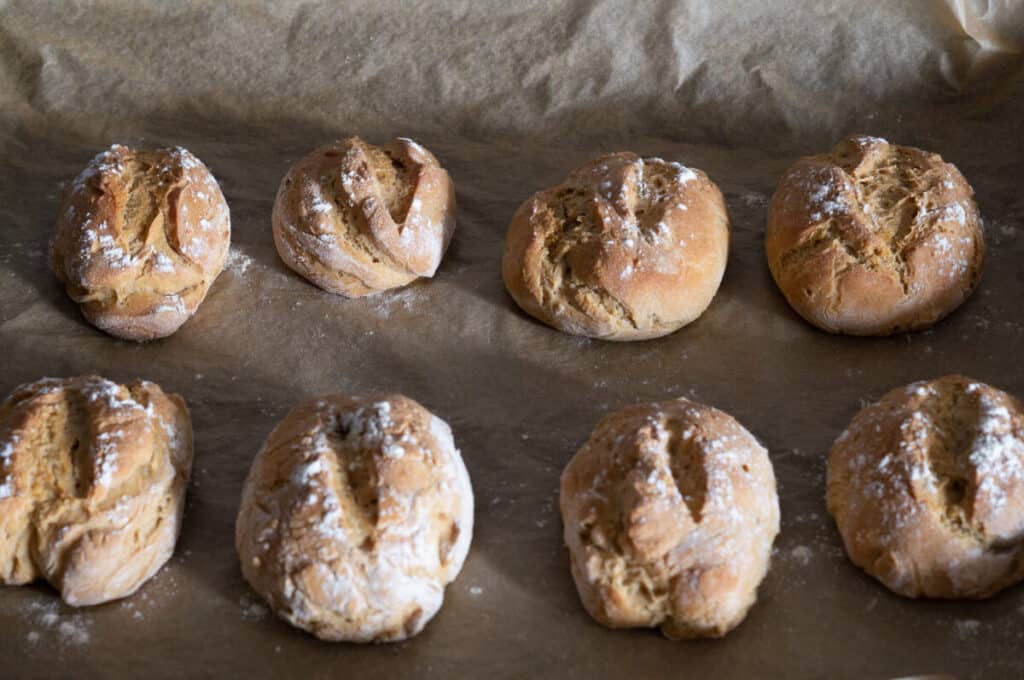 Frisch gebackene Kartoffelbrötchen aus dem Thermomix®