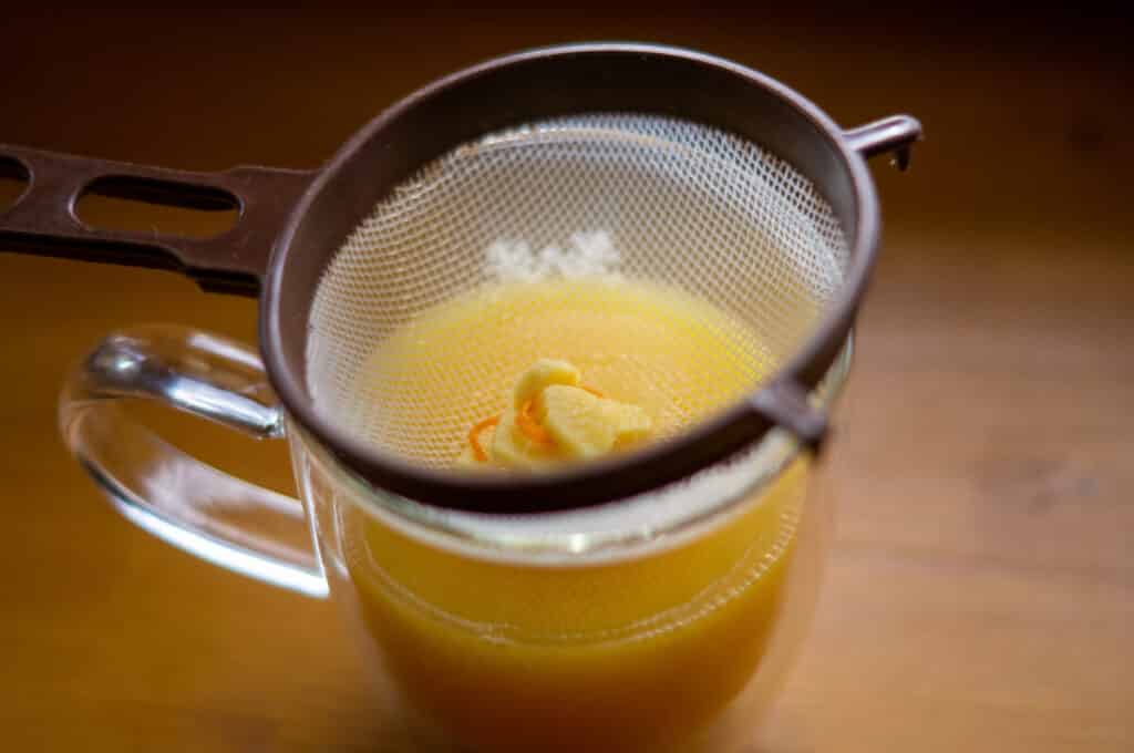 Glüh-Gin Thermomix®: 2 Tassen, 15 Min, 80 °C Linkslauf 7 glueh gin absieben