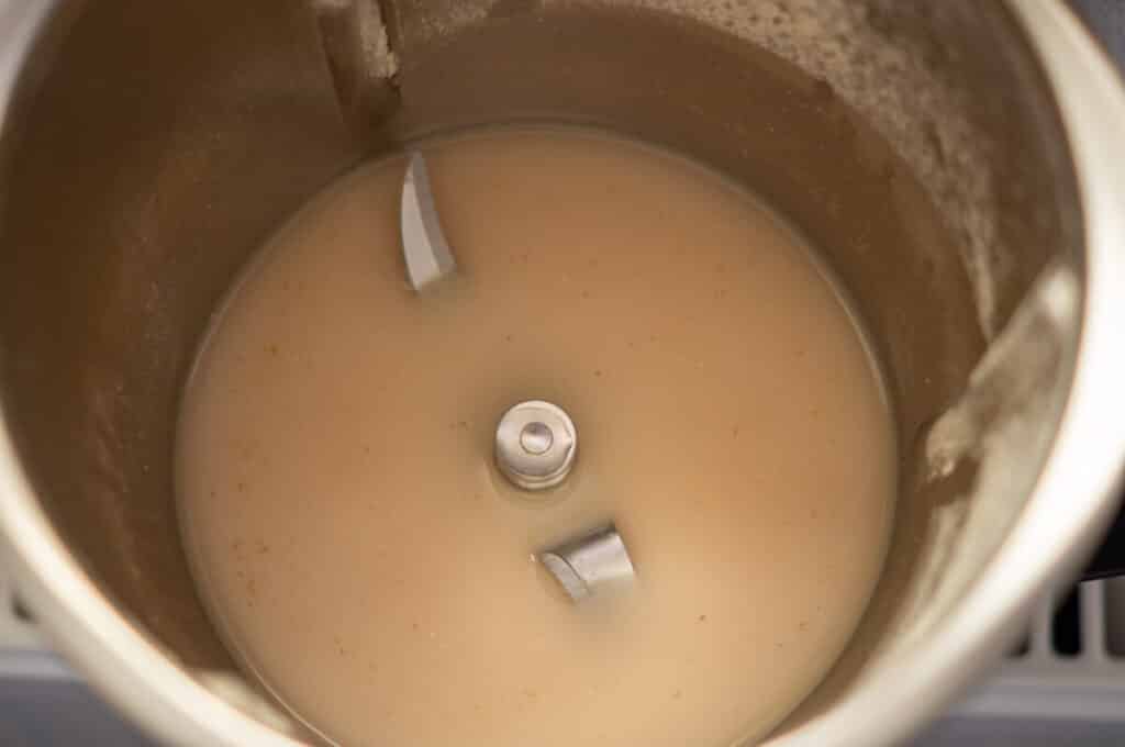 Dinkel-Möhren-Brot Thermomix®: 16 Scheiben, 130 Min 7 hefe erwaermen thermomix