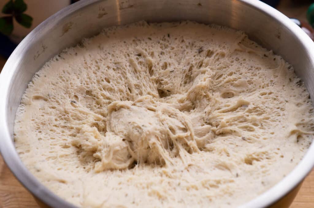 Süßer Hefeteig aus dem Thermomix® Grundrezept 8 hefeteig gehen lassen 3