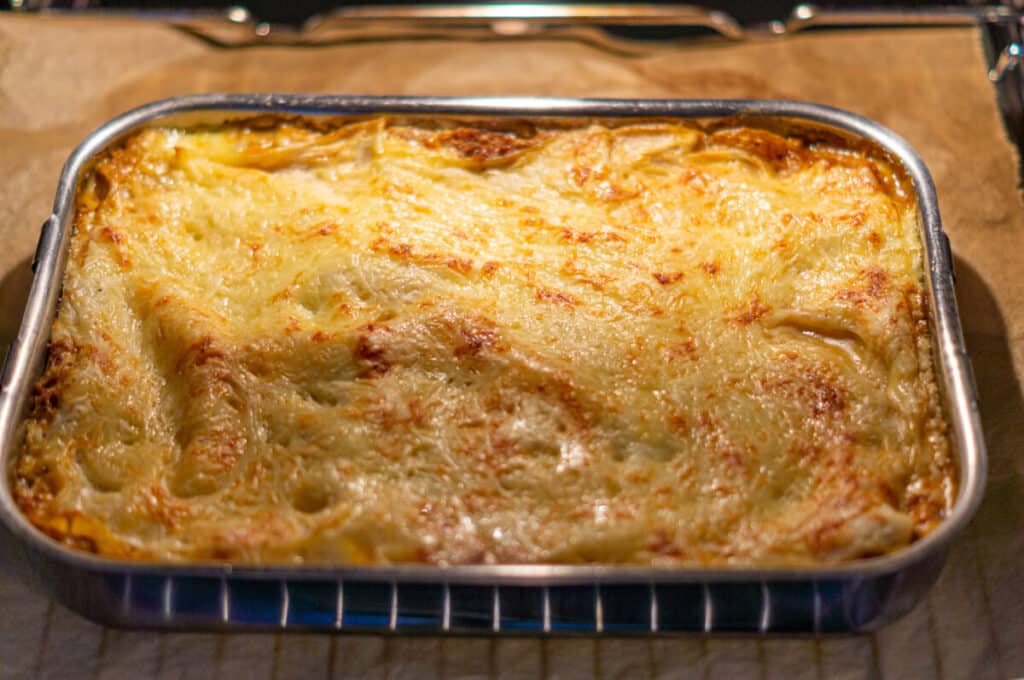 Lasagne aus dem Thermomix® 16 lasagne aus dem ofen nehmen