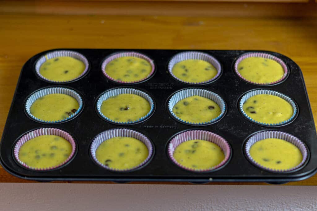 Muffins Thermomix® (12 Stück, Grundrezept, 30 Min) 12 muffinteig in muffinfoermchen