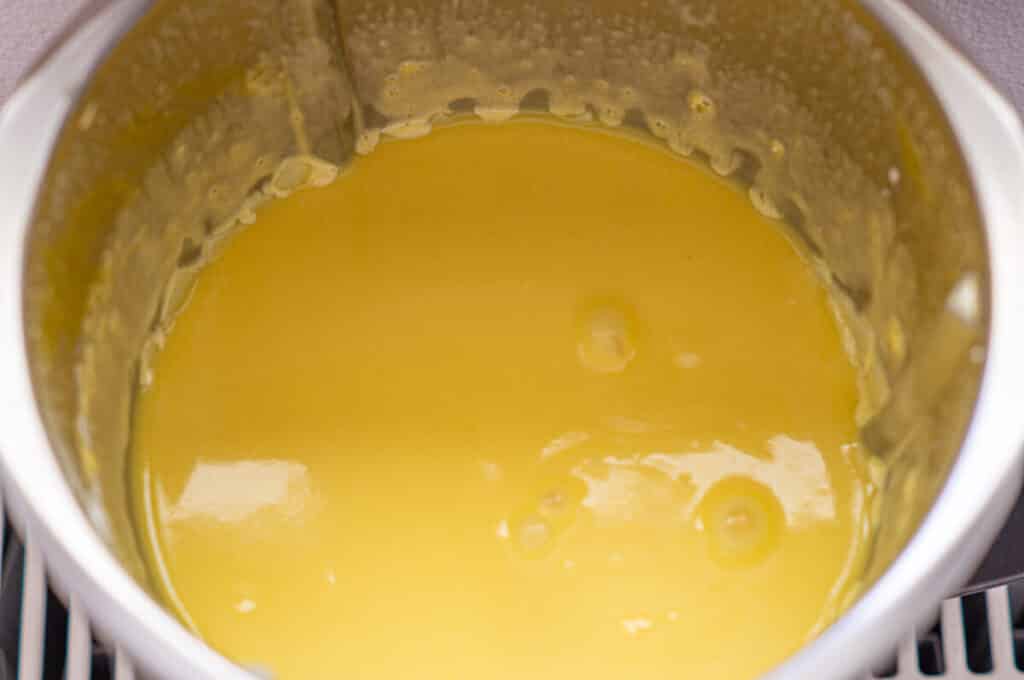 Paradiescreme Kuchen Thermomix®: saftig dank Pulver im Teig 8 ruehr teig fertig