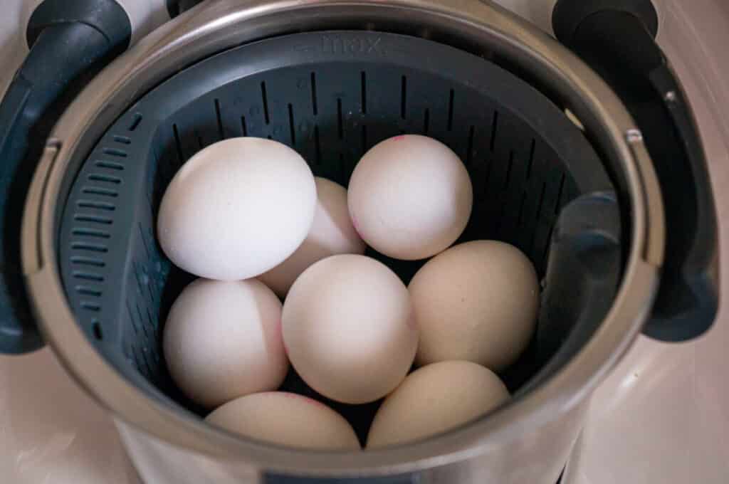 Eier kochen im Thermomix® weich oder hart 7 eier kochen im thermomix garkoerbchen