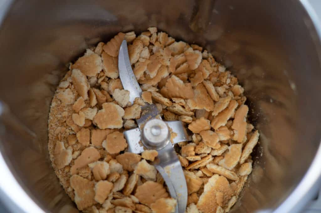 Mascarpone-Dessert Thermomix®: 4 Portionen, 15 Min, 10 kekse hacken im thermomix