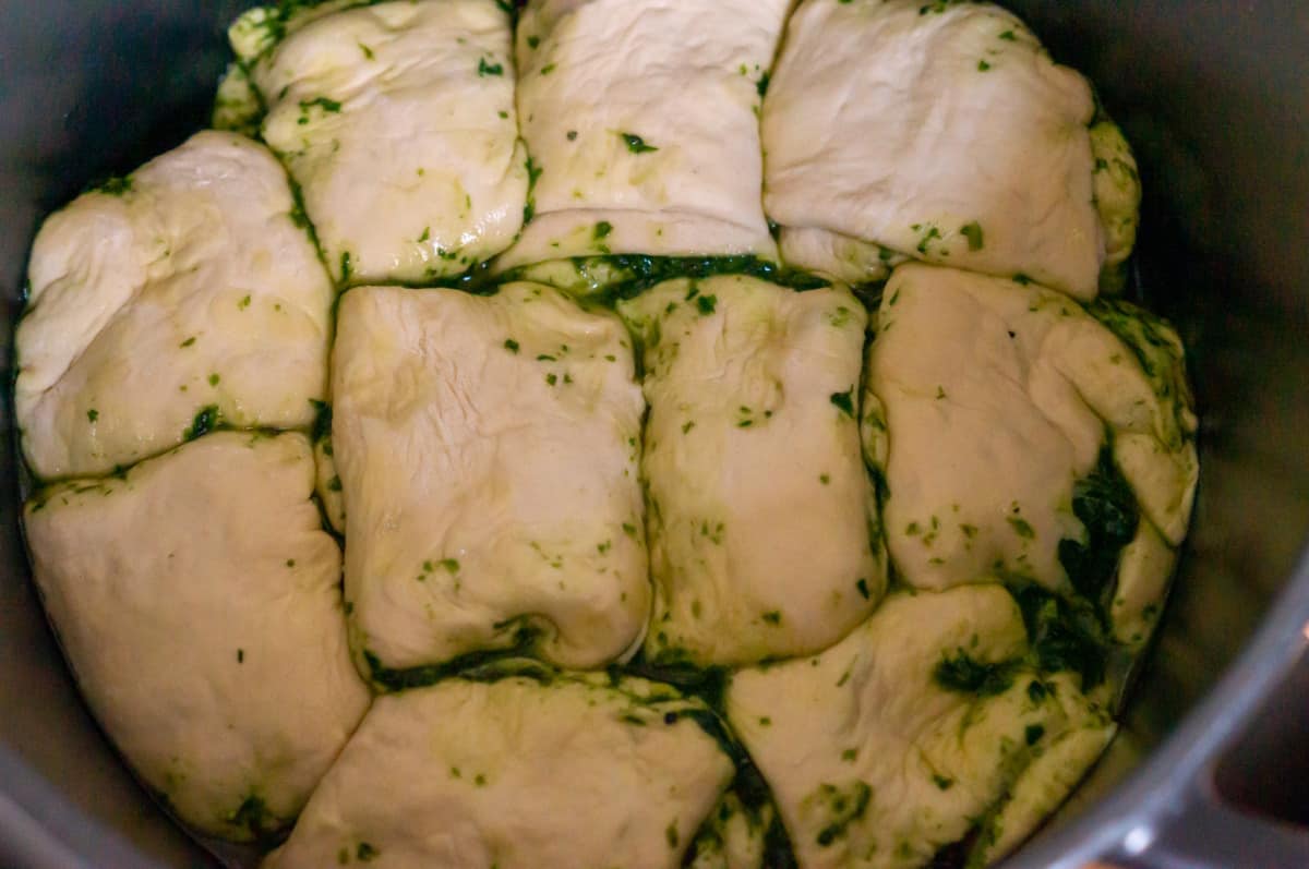 Bärlauch-Brötchen aus dem Thermomix® 12 baerlauchbroetchen im braeter