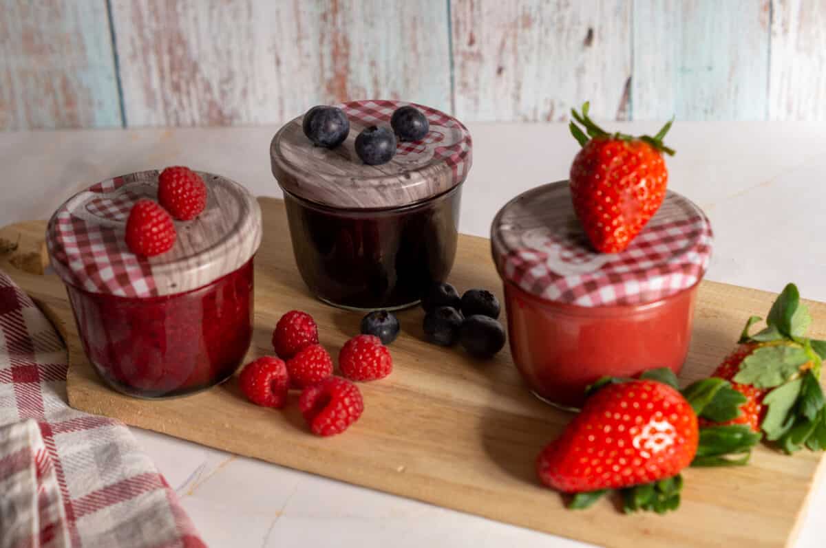 Erdbeeren im Thermomix® · Saison plus 35 Rezepte 34 Konfitüre ohne Gelierzucker aus dem Thermomix®