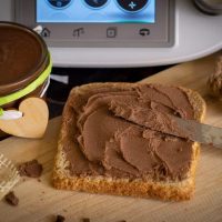 Selbstgemachtes Nutella® (Nuss-Nougat-Creme) aus dem Thermomix®