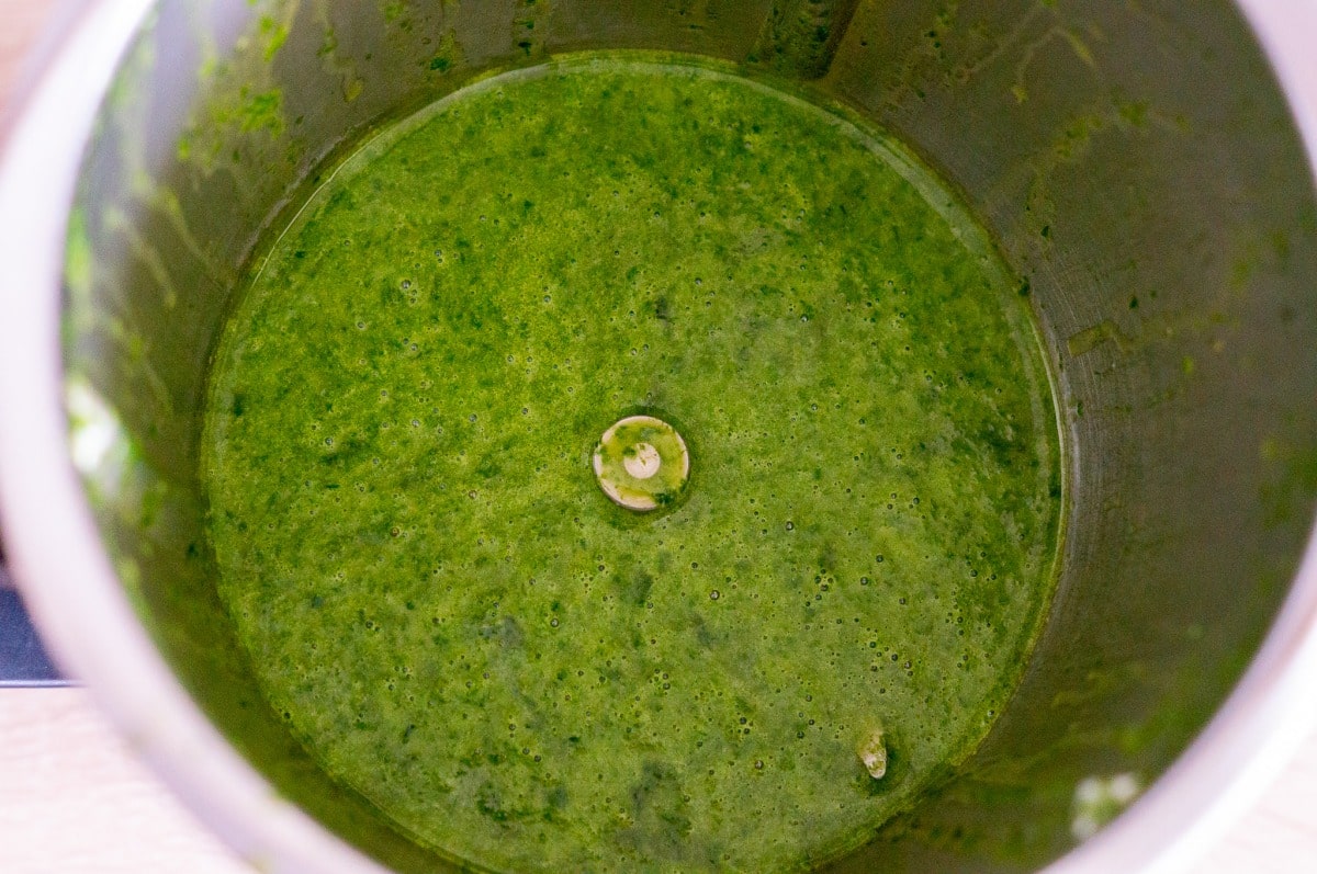 Bärlauchöl Thermomix®: 30 Min ziehen, dann absieben 3 Bärlauchöl im Thermomix