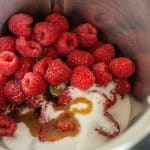 Himbeeren, Zucker, Vanilleextrakt im Thermomix®