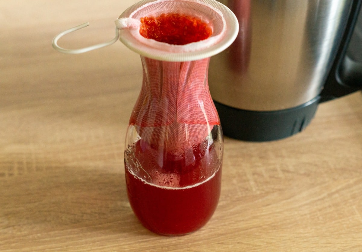 Himbeeressig Thermomix®: 500 ml in 25 Min, mit Vanille 8 himbeeressig sieben