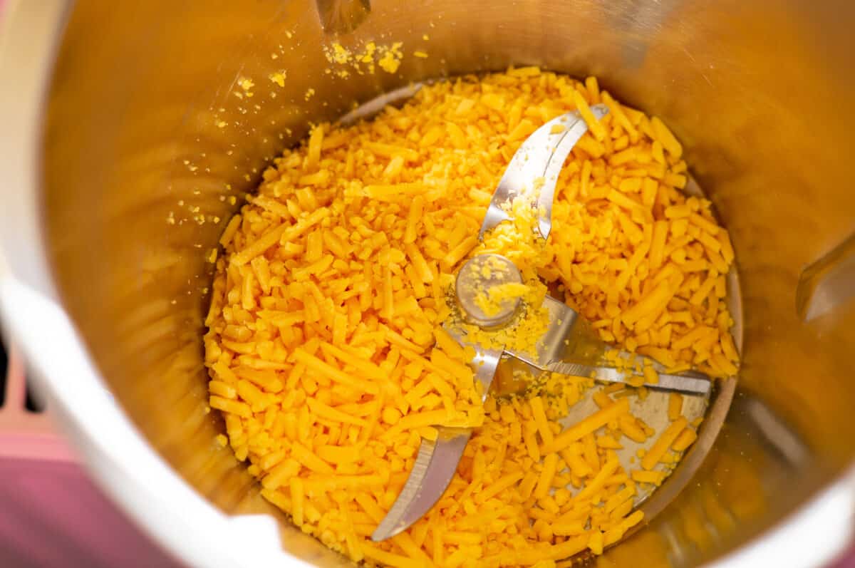 Käse-Lauchsuppe aus dem Thermomix® 4 kaese im thermomix reiben