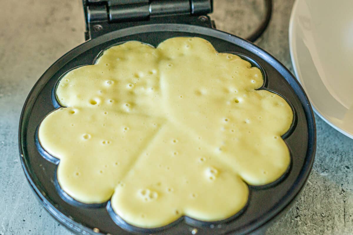 Waffeln Thermomix® (8 Stück, 18 Min, Stufe 5) 10 waffeln im waffeleisen backen