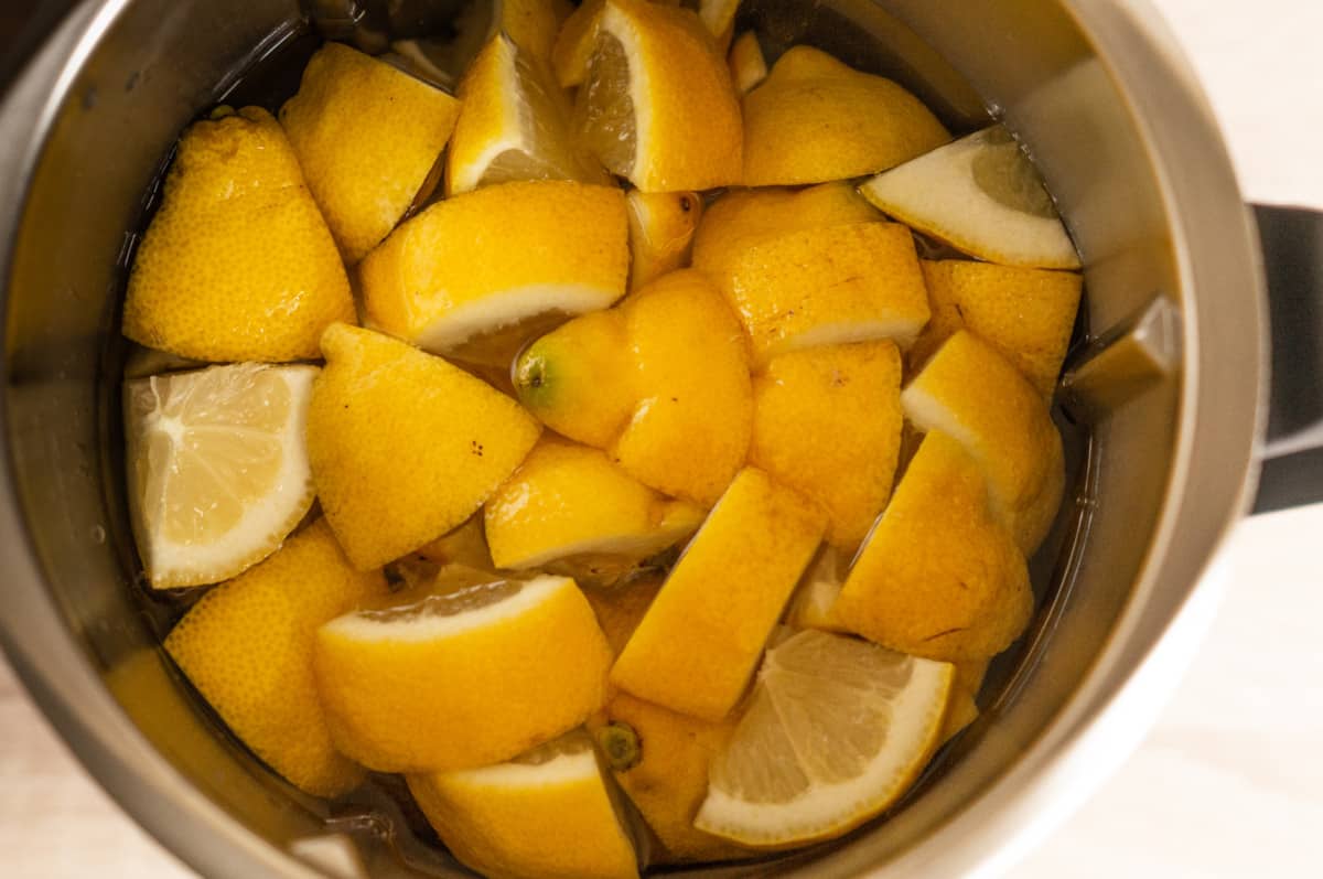 Eisteesirup Thermomix®: 1 Liter Konzentrat, 4 Liter Eistee 3 zirone zucker wasser im