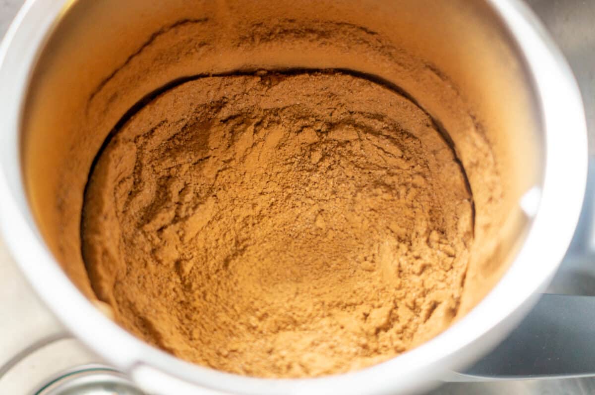 Eiskaffee Thermomix: Dattelpaste vor dem Eis mahlen 6 eiskaffee pulver im mixtopf