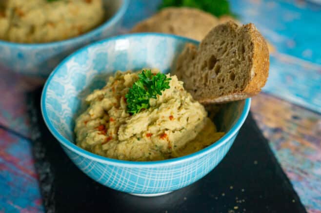 Hummus aus dem Thermomix® • fertig in 5 Minuten