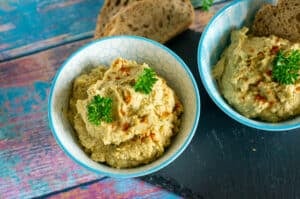 Selbstgemachter Hummus gelingt perfekt im TM6