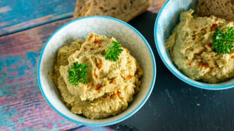 Selbstgemachter Hummus gelingt perfekt im TM6