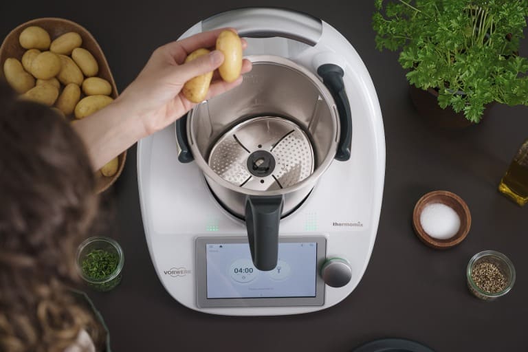 Thermomix Peeler Welle schält Kartoffeln