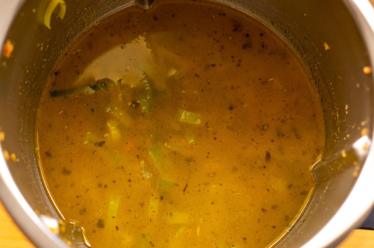 Die beste Käsesuppe aus dem Thermomix® – mit Hackfleisch 5 Gemüsefond kochen im Thermomix®