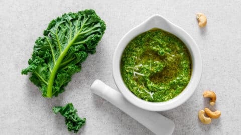 Grünkohl im Thermomix zerkleinern Pesto