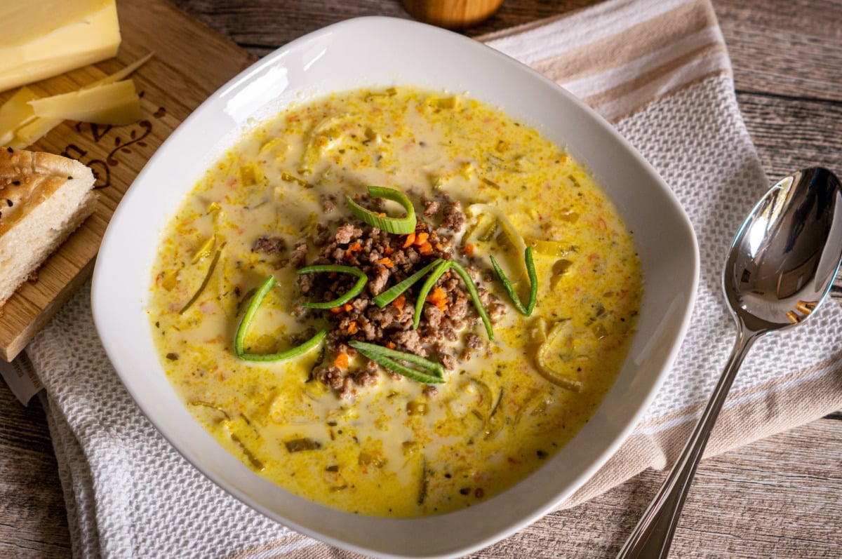 Die beste Käsesuppe aus dem Thermomix® – mit Hackfleisch