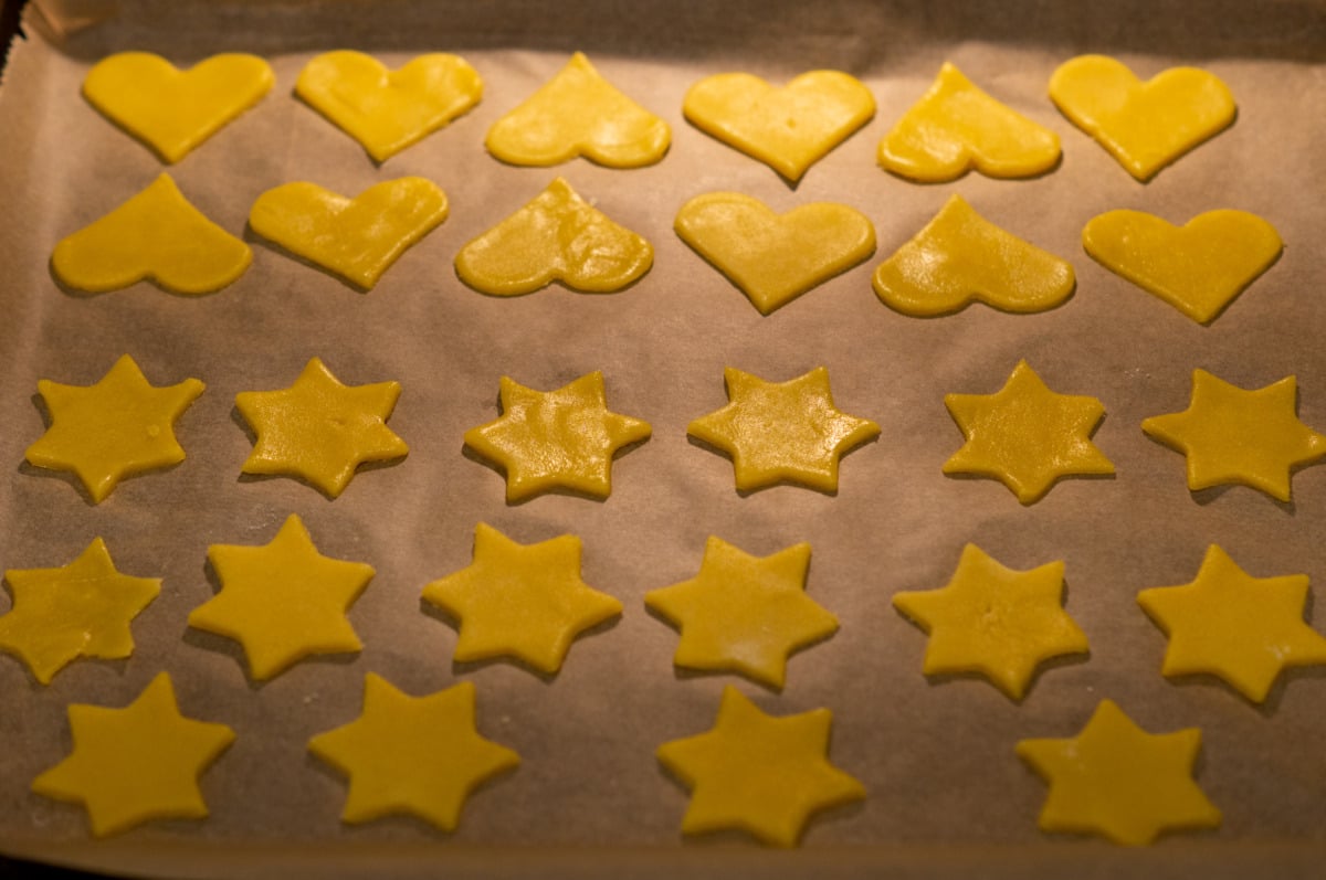 Johannisbeer-Plätzchen aus dem Thermomix® 8 plaetzchen auf backblech