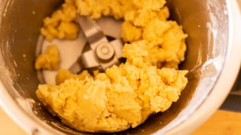 Kuchenteig im Thermomix® kneten