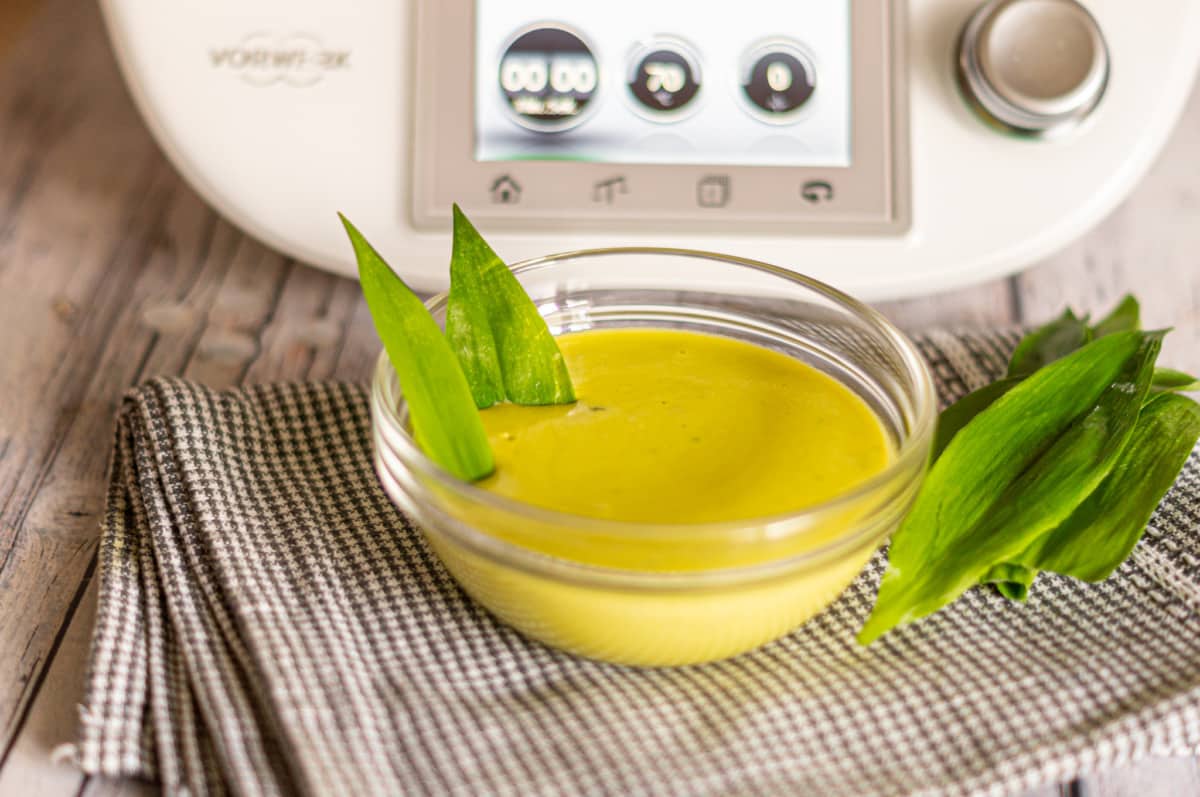 Bärlauch-Hollandaise Thermomix®: gelingt ohne Gerinnen 10 baerlauch hollandaise aus dem thermomix rezept
