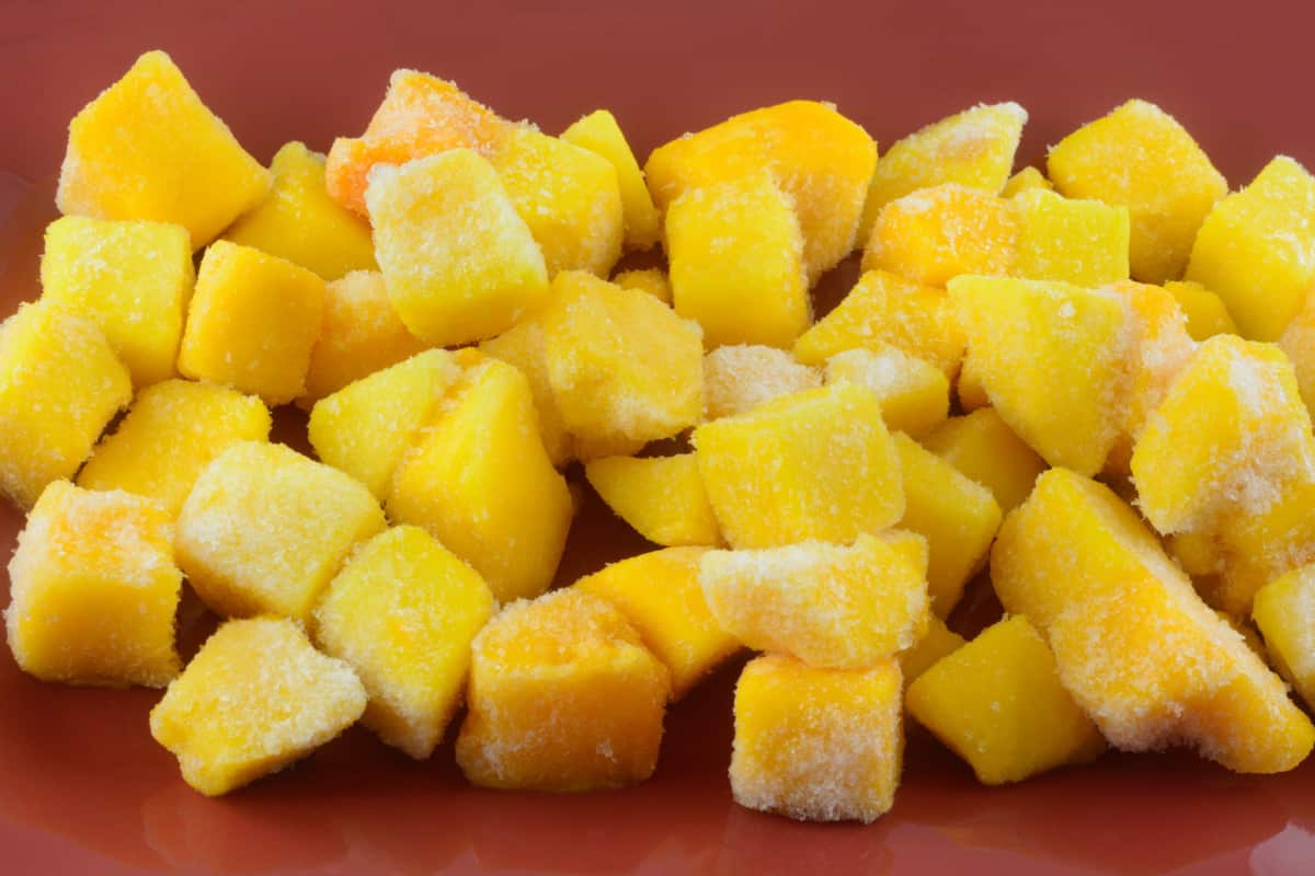 Veganes Fruchteis Thermomix®: 4 Portionen, 5 Min, ohne Sahne 7 gefrorene mangos
