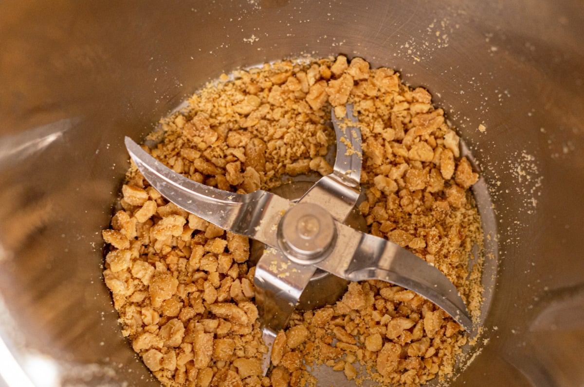Pikante Hackfleischbällchen aus dem Thermomix® 2 Thermomix® Erdnüsse gehackt