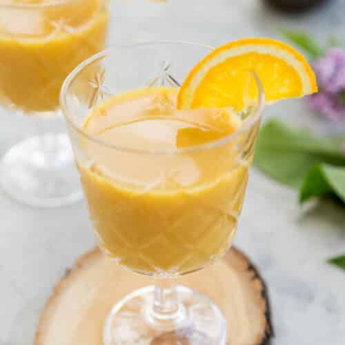 Schneller Mango-Buttermilch-Drink aus dem Thermomix®