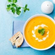 Low-Carb-Kür­bis­sup­pe aus dem Thermomix®