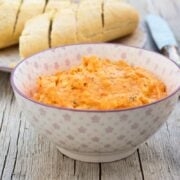 Schnel­ler To­ma­ten-Feta-Dip aus dem Thermomix®