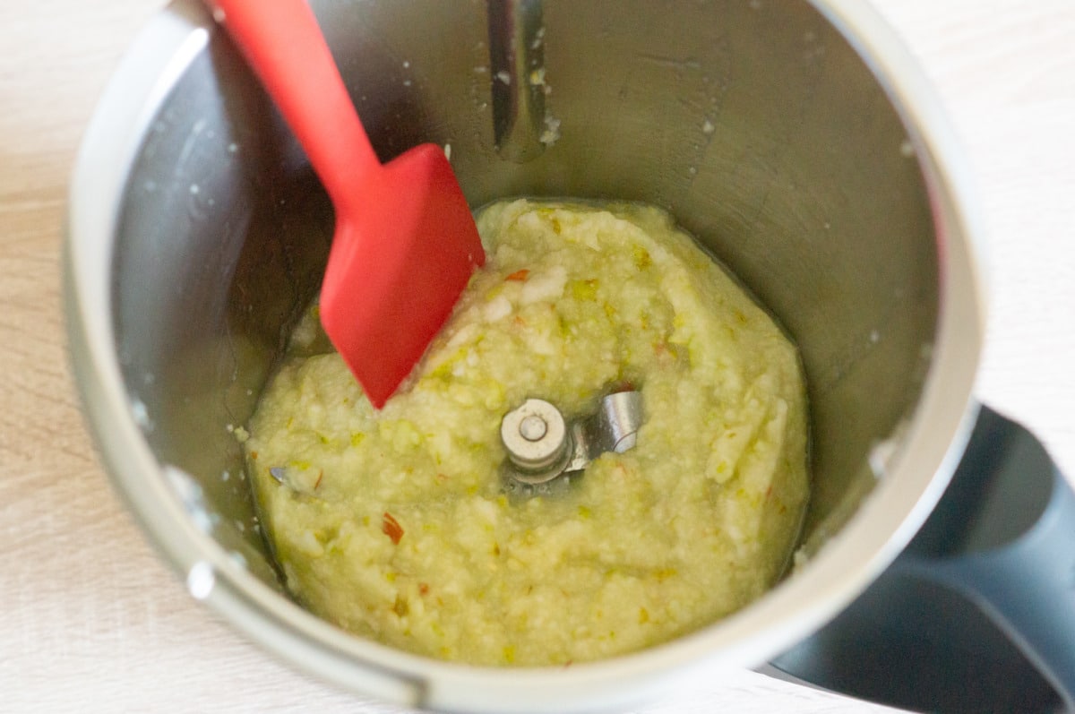 Birnenmarmelade Thermomix®: 500 g, 25 Min, mit Gelierzucker 4 Birnen und Zutaten mischen