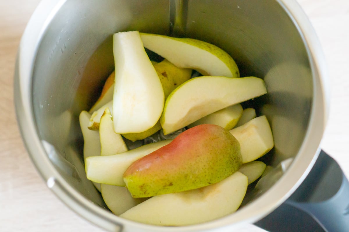 Birnenmarmelade Thermomix®: 500 g, 25 Min, mit Gelierzucker 3 Birnen im Thermomix zerkleinern