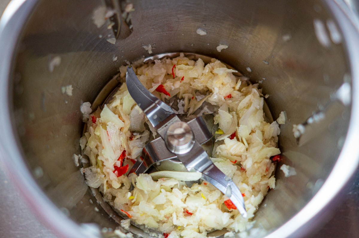 Rösti-Auflauf mit Ei Thermomix®: roh geraspelt, nie matschig 9 zwiebeln knoblauch chili hacken