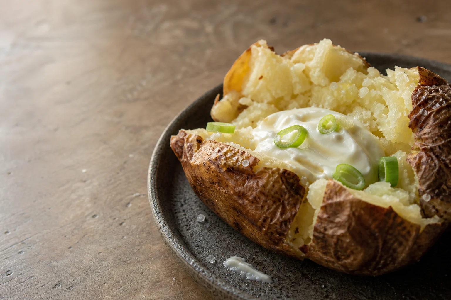 Kartoffeln im Thermomix® · Saison plus 57 Rezepte 27 Backkartoffeln aus dem Thermomix® und der Heißluftfritteuse