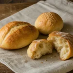 Goldbraune knusprige Brötchen aus der Heißluftfritteuse
